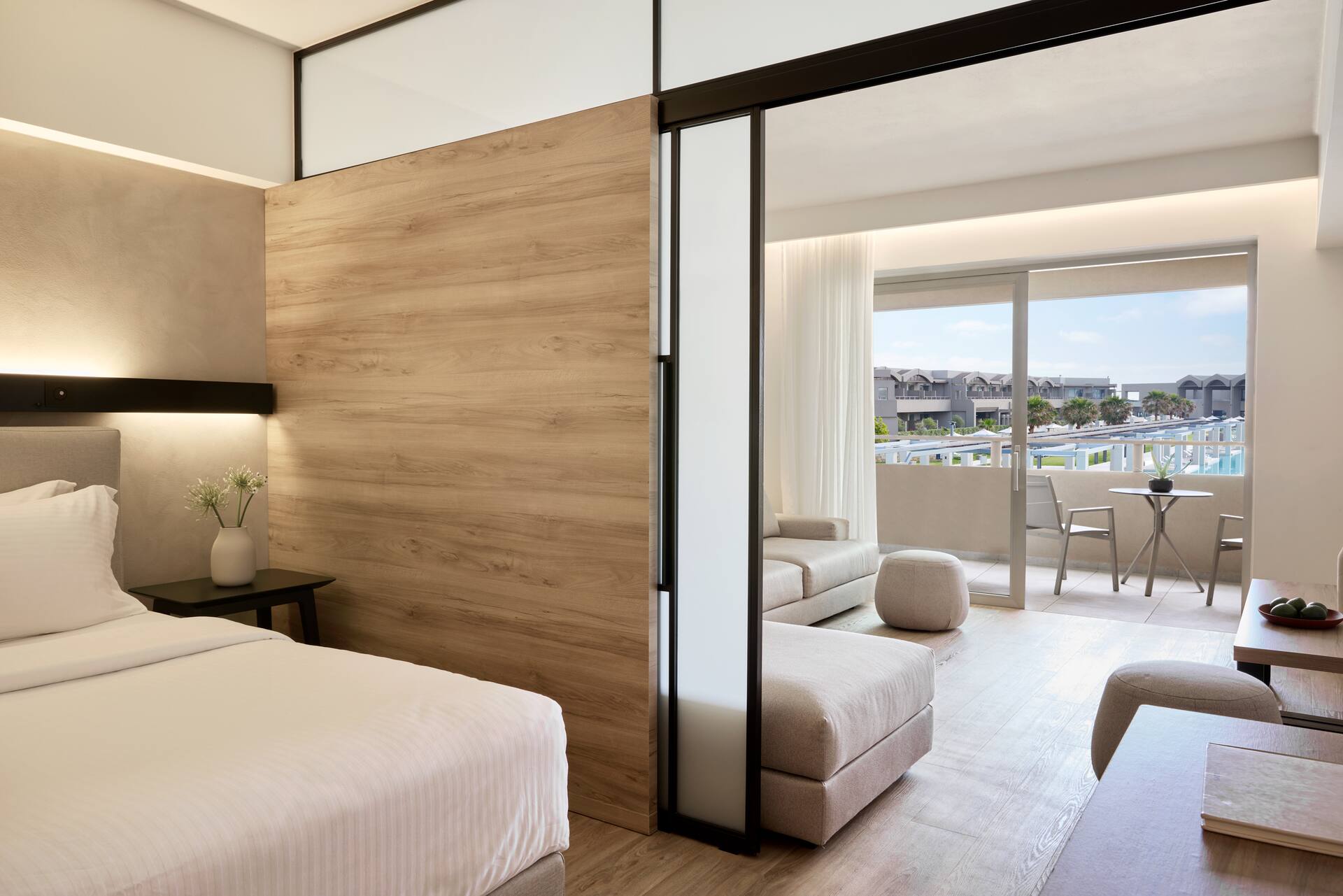 <p>Juniorsviitti, uima-allasnäköala</p>