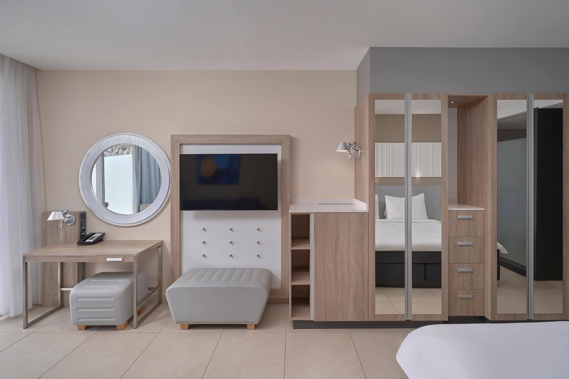 <p>Superior-huone</p>