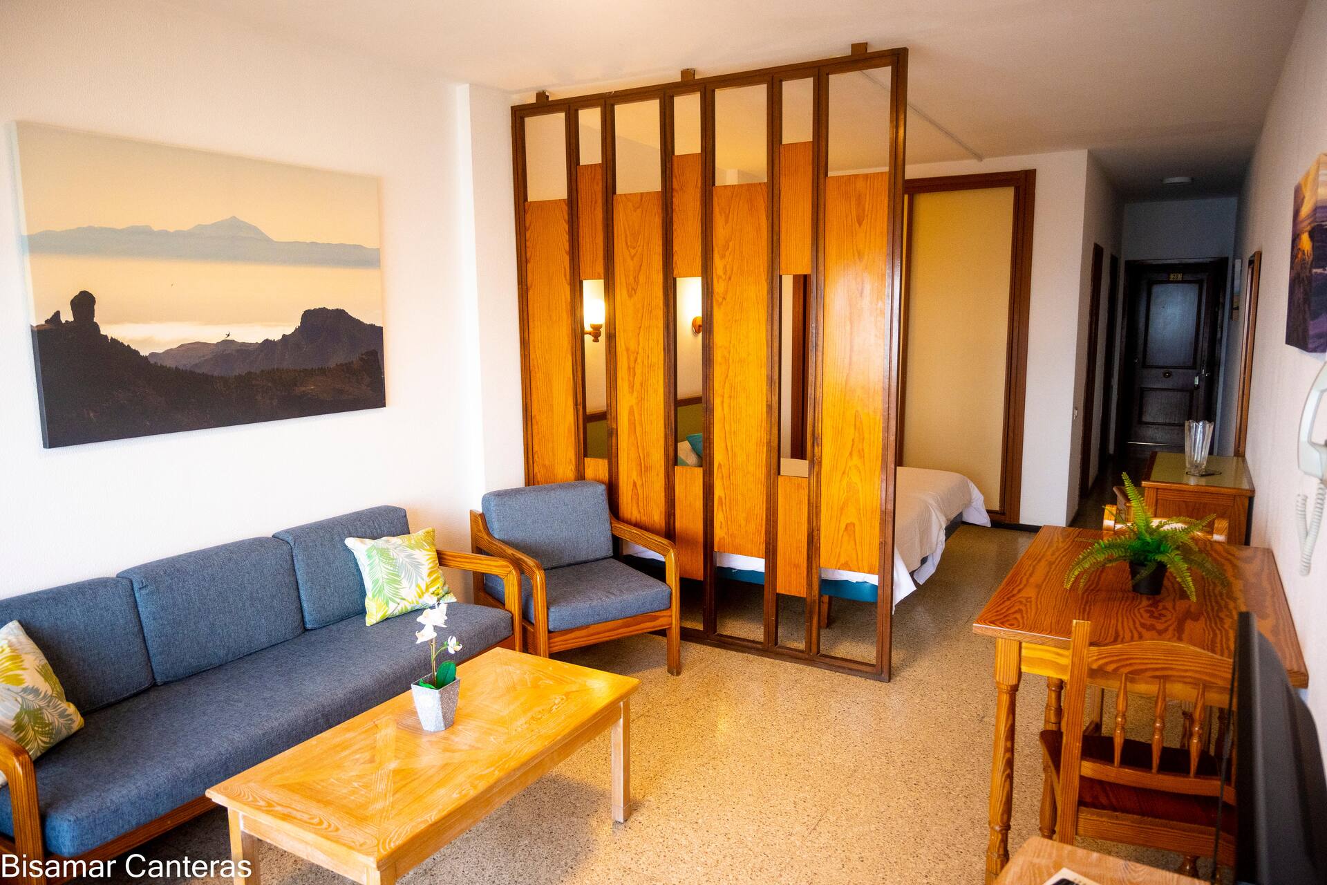 <p>Yksiö, merinäköala</p>