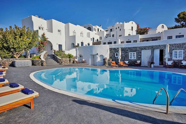 Finikia Memories, Oia