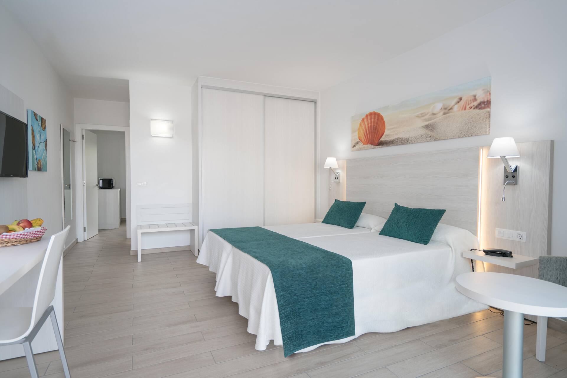 <p>Juniorsviitti</p>