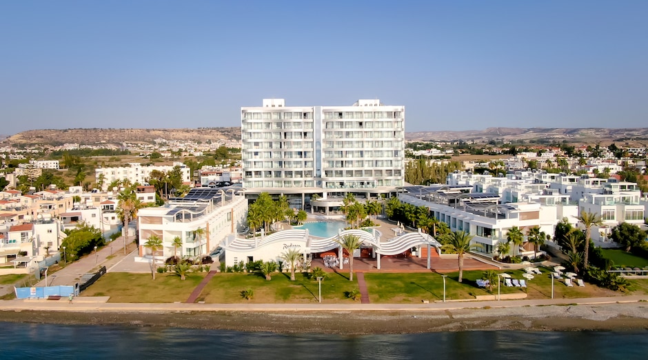 Radisson Beach Resort Larnaca 1