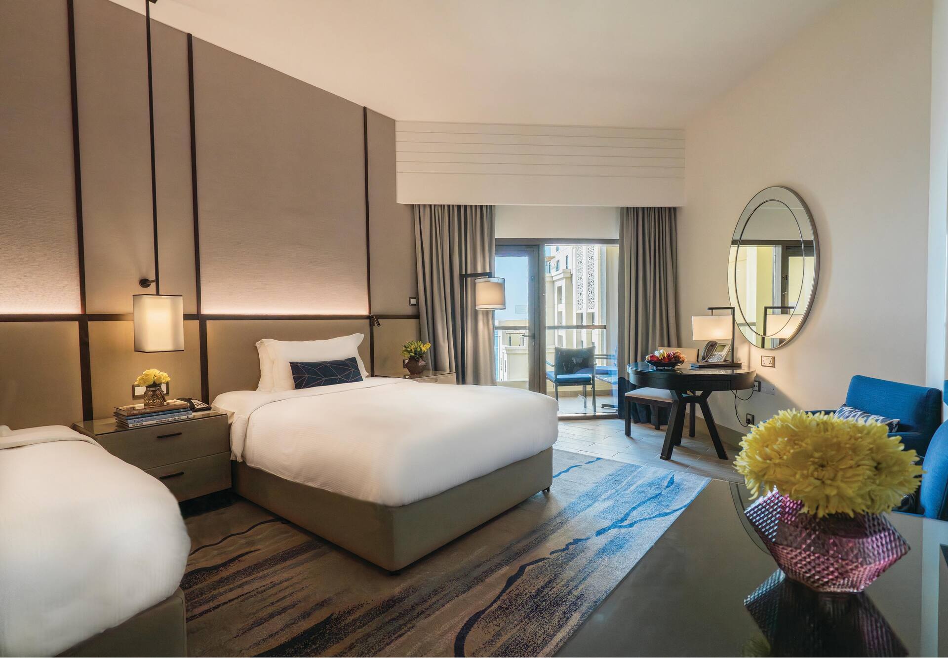 <p>Partial Seaview -huone, parveke ja osittainen merinäköala</p>