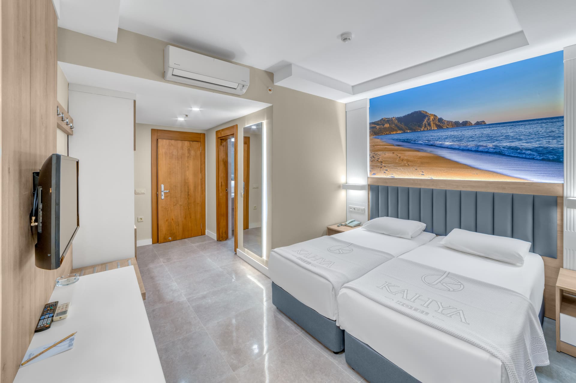 <p>Kahden hengen huone (B- ja C-block)</p>