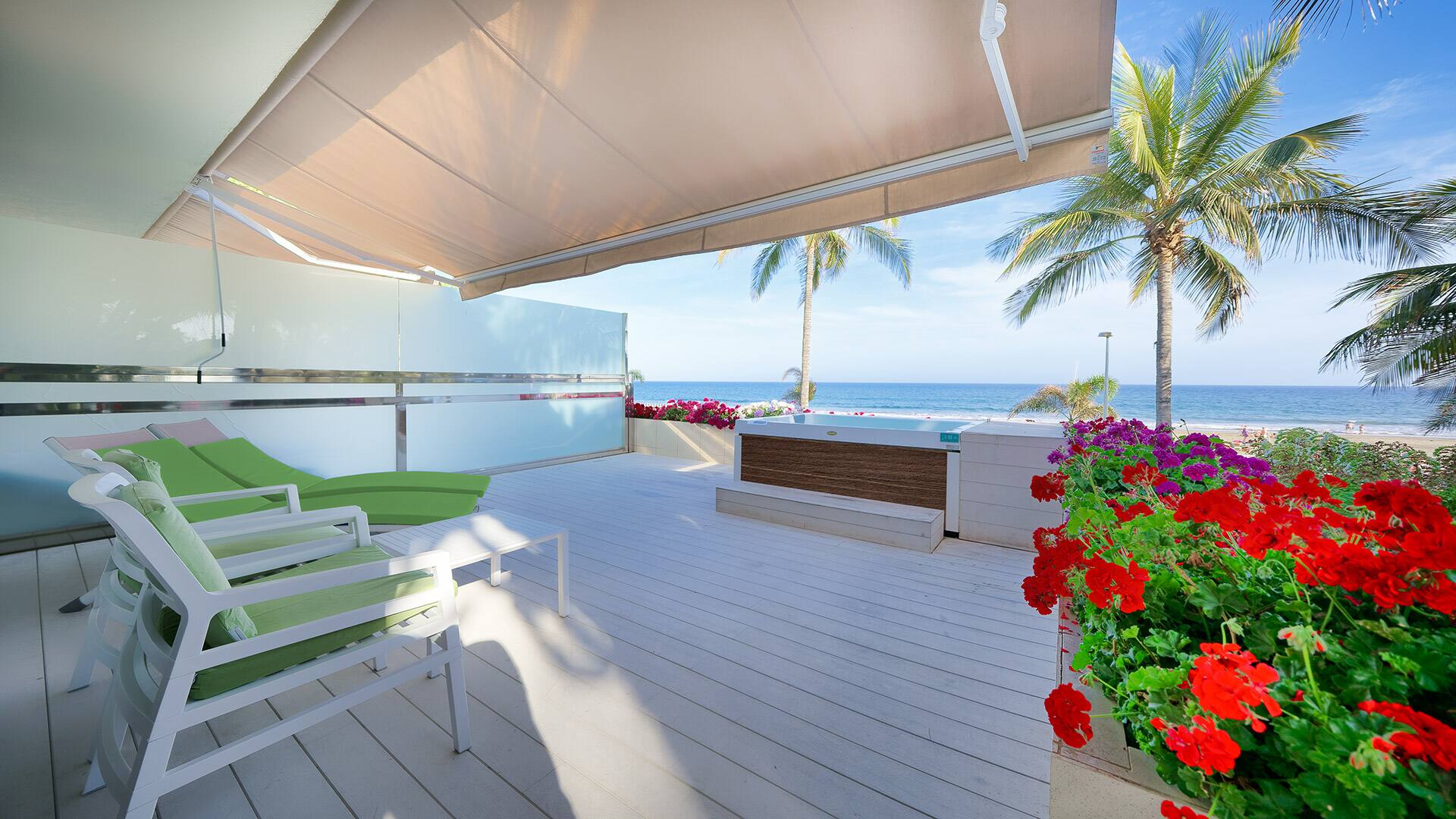 <p>Deluxe-bungalow</p>