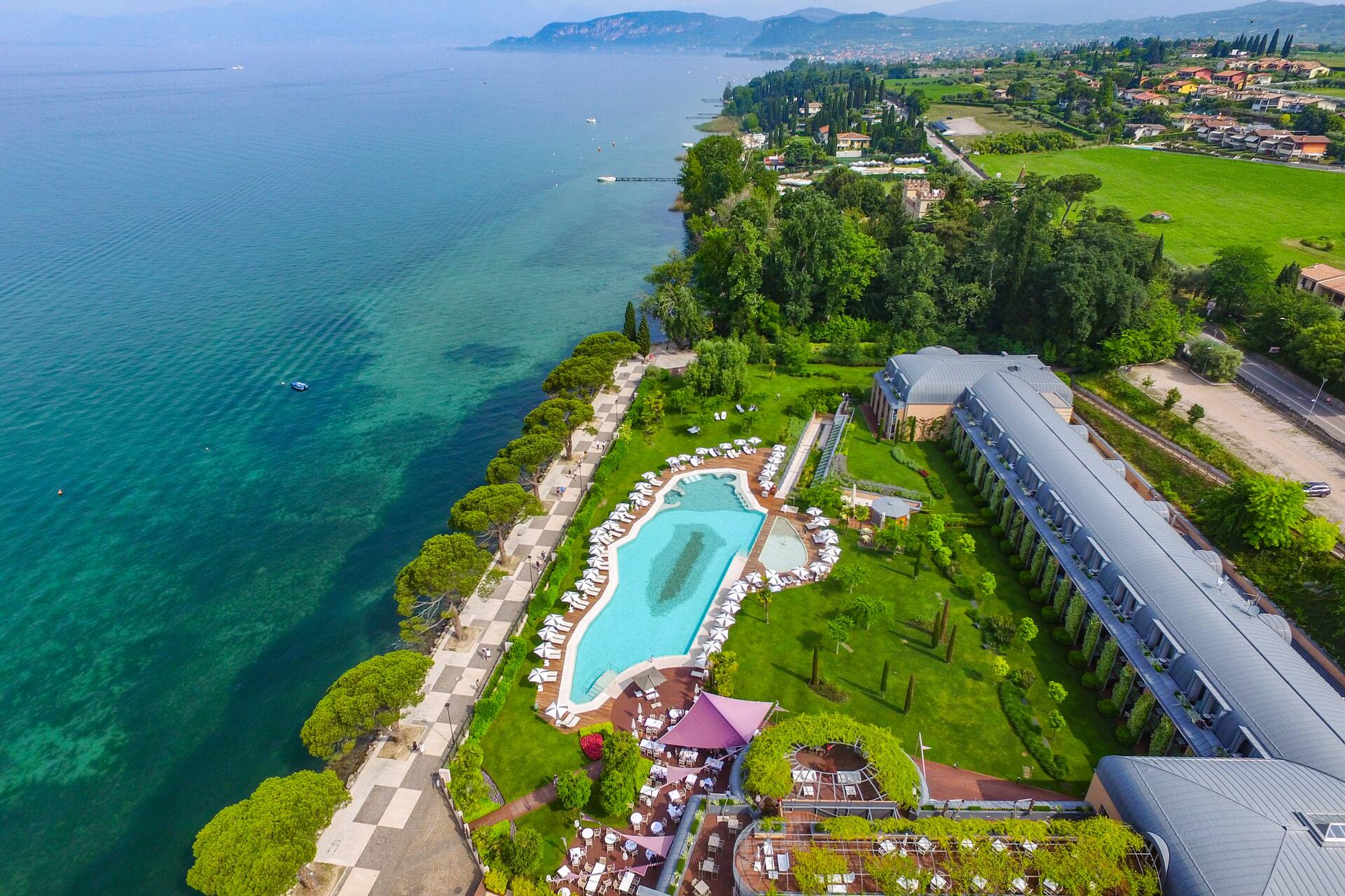 hotelli-corte-valier-lazise-bardolino-gardaj-rvi-italia