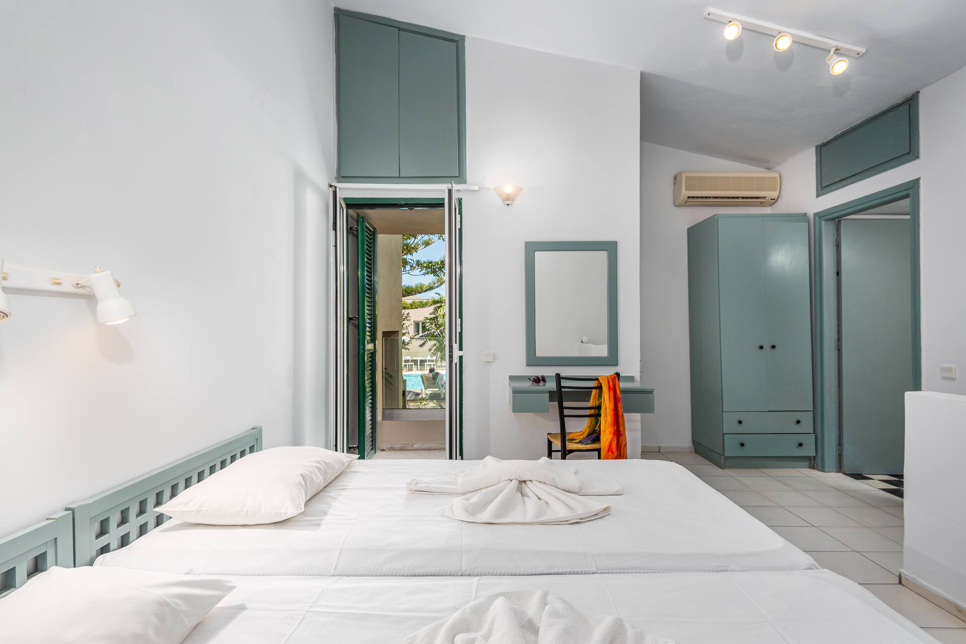 <p>huoneisto, kaksi makuuhuonetta</p>