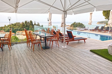 Agnanti Resort