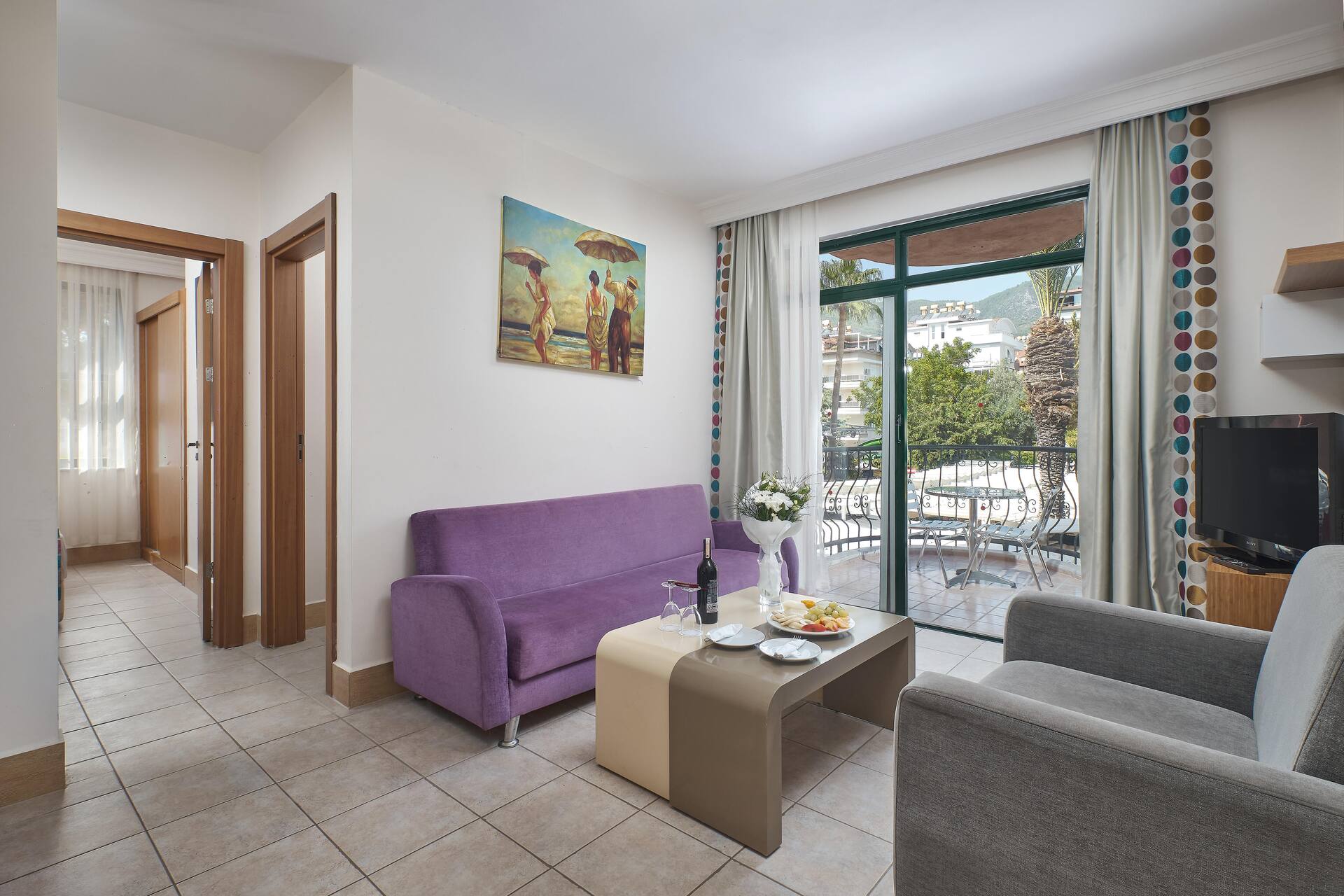 <p>Perhe-huoneisto, kaksi makuuhuonetta</p>