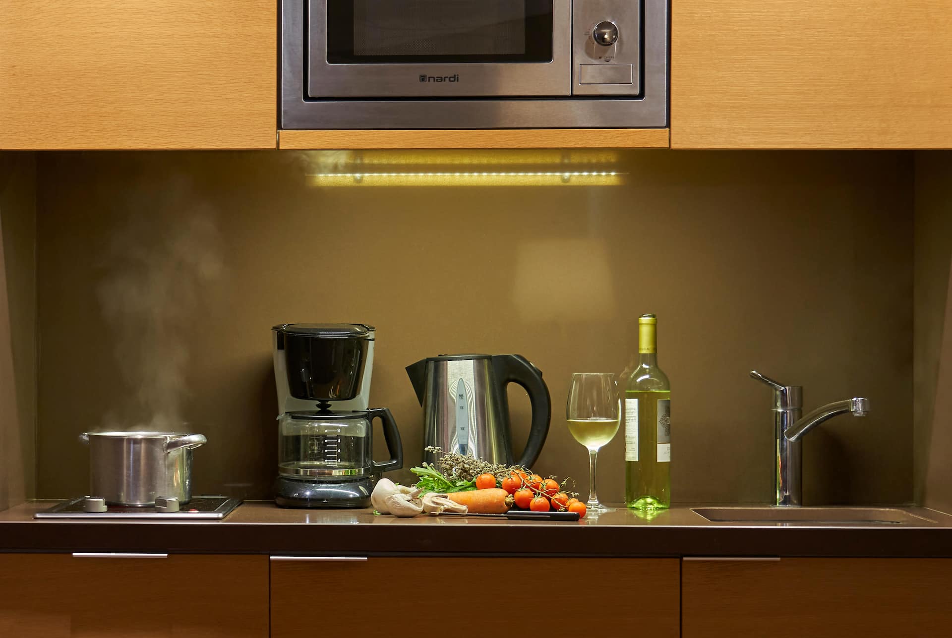 <p>keittonurkkaus</p>