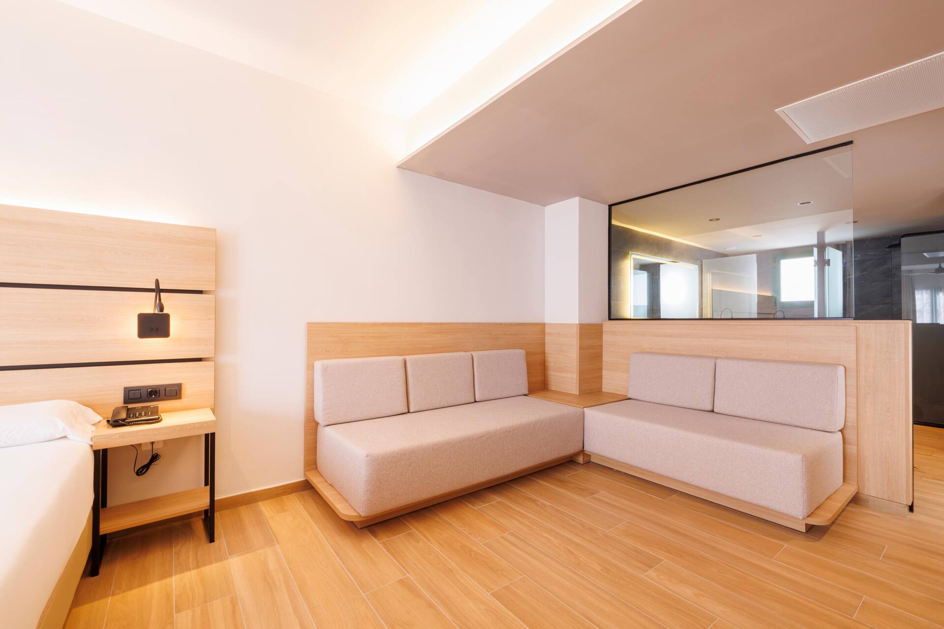 <p>Juniorsviitti</p>