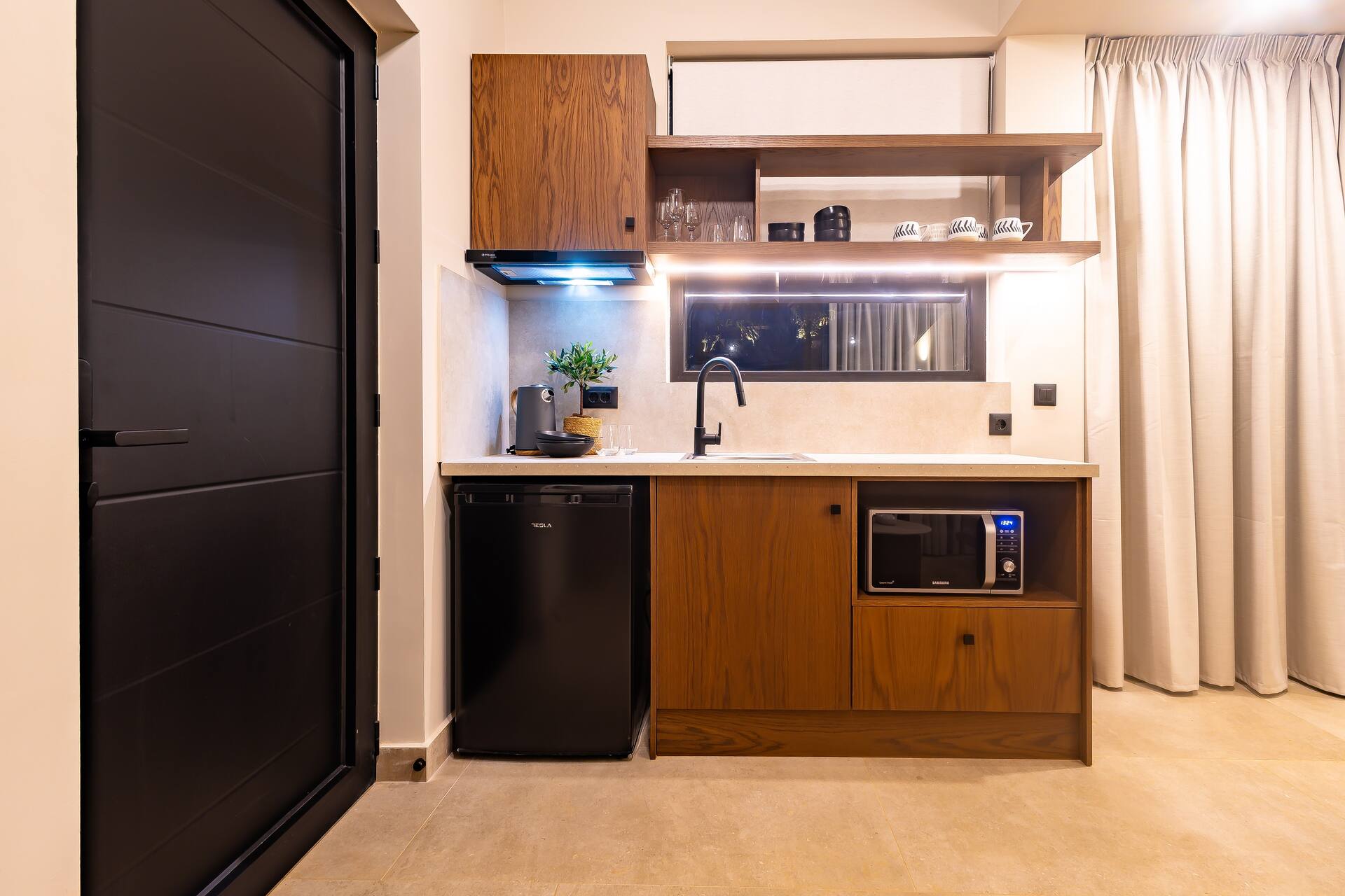 <p>Luxury Villa, kaksi makuuhuonetta, oma uima-allas</p>