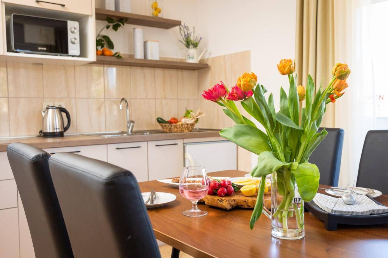 <p>Huoneisto, kaksi makuuhuonetta</p>