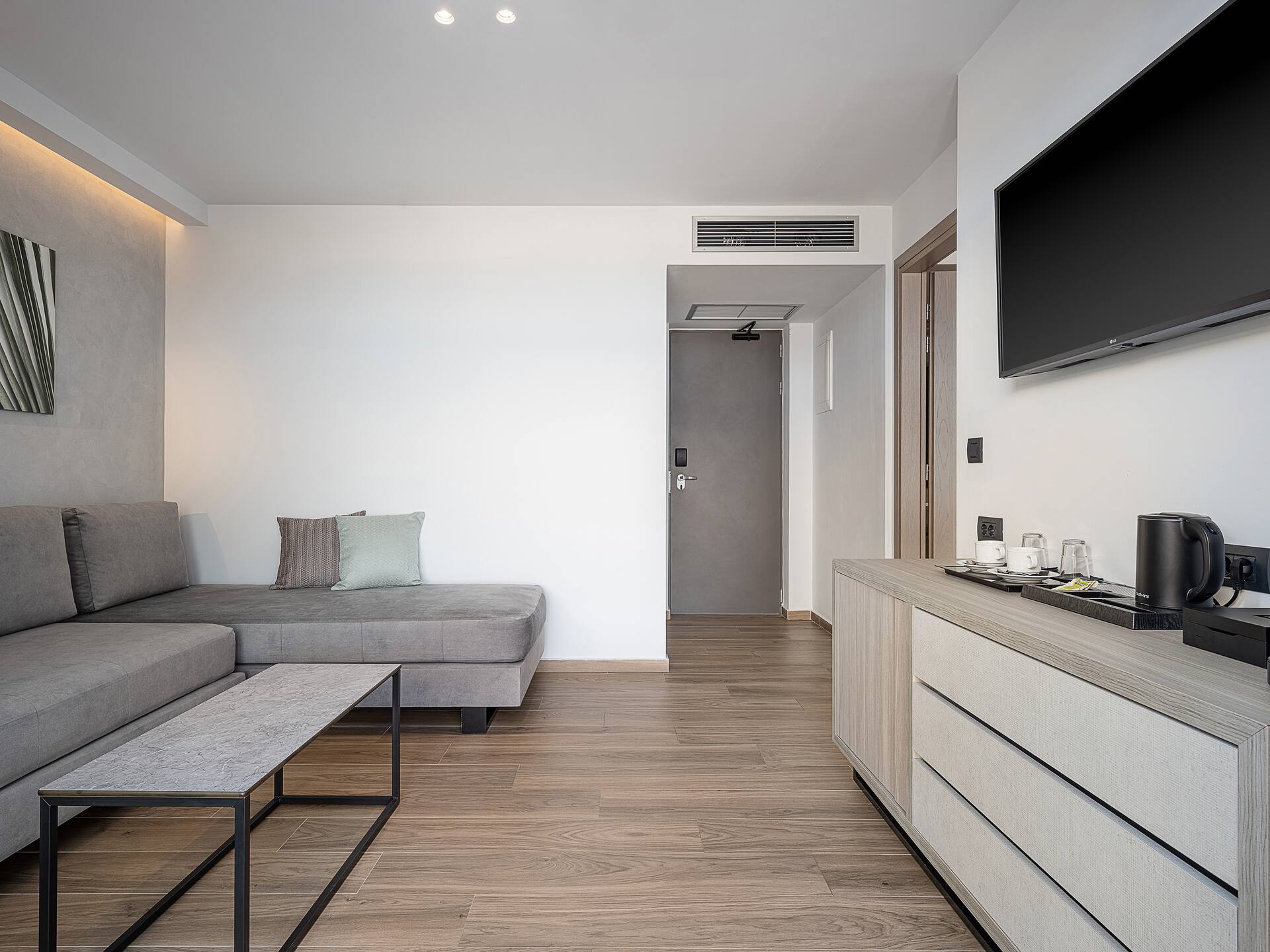 <p>Executive-sviitti, parveke, oma uima-allas</p>