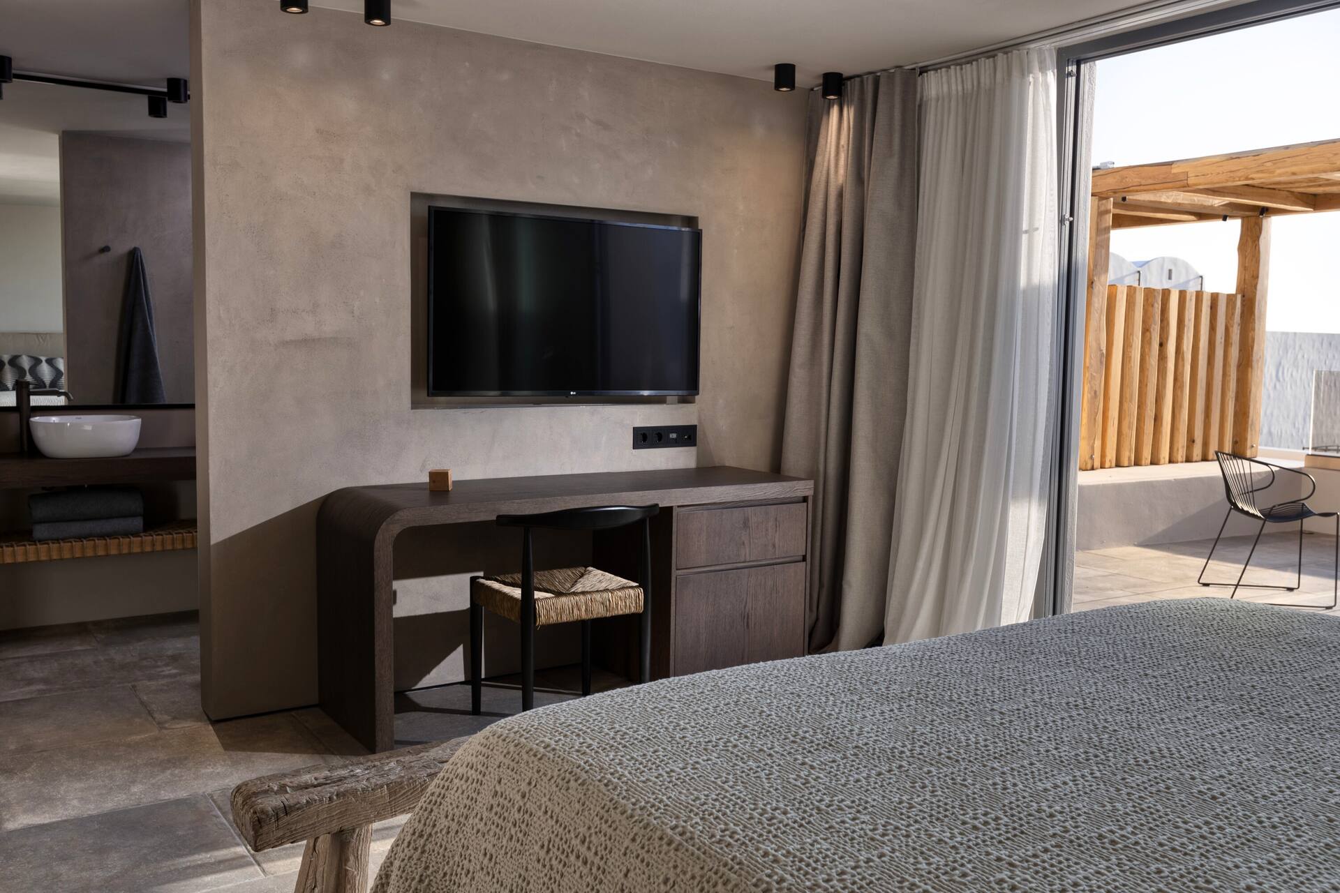 <p>SUNRISE-huone</p>