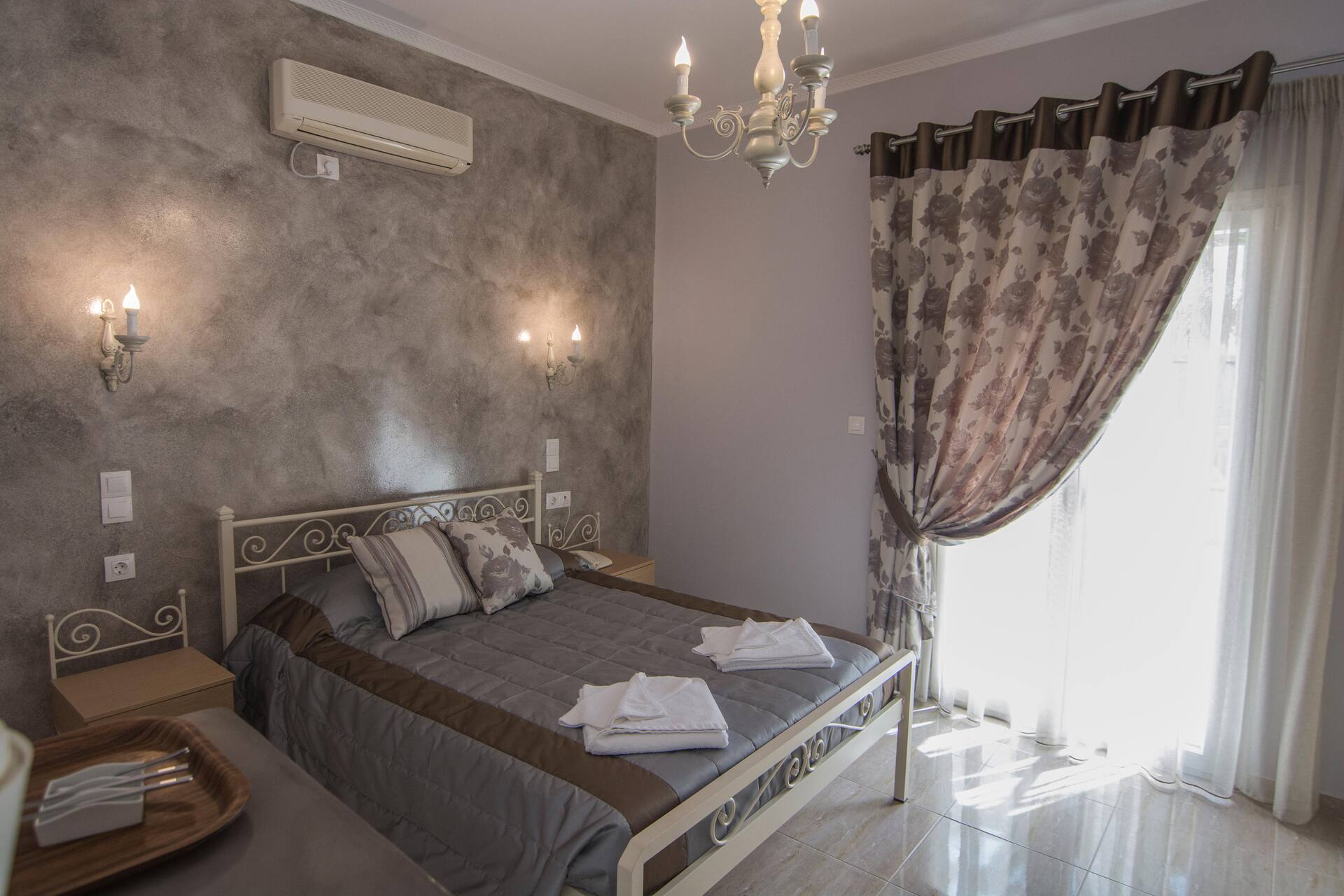 <p>Kahden hengen Superior-huone</p>