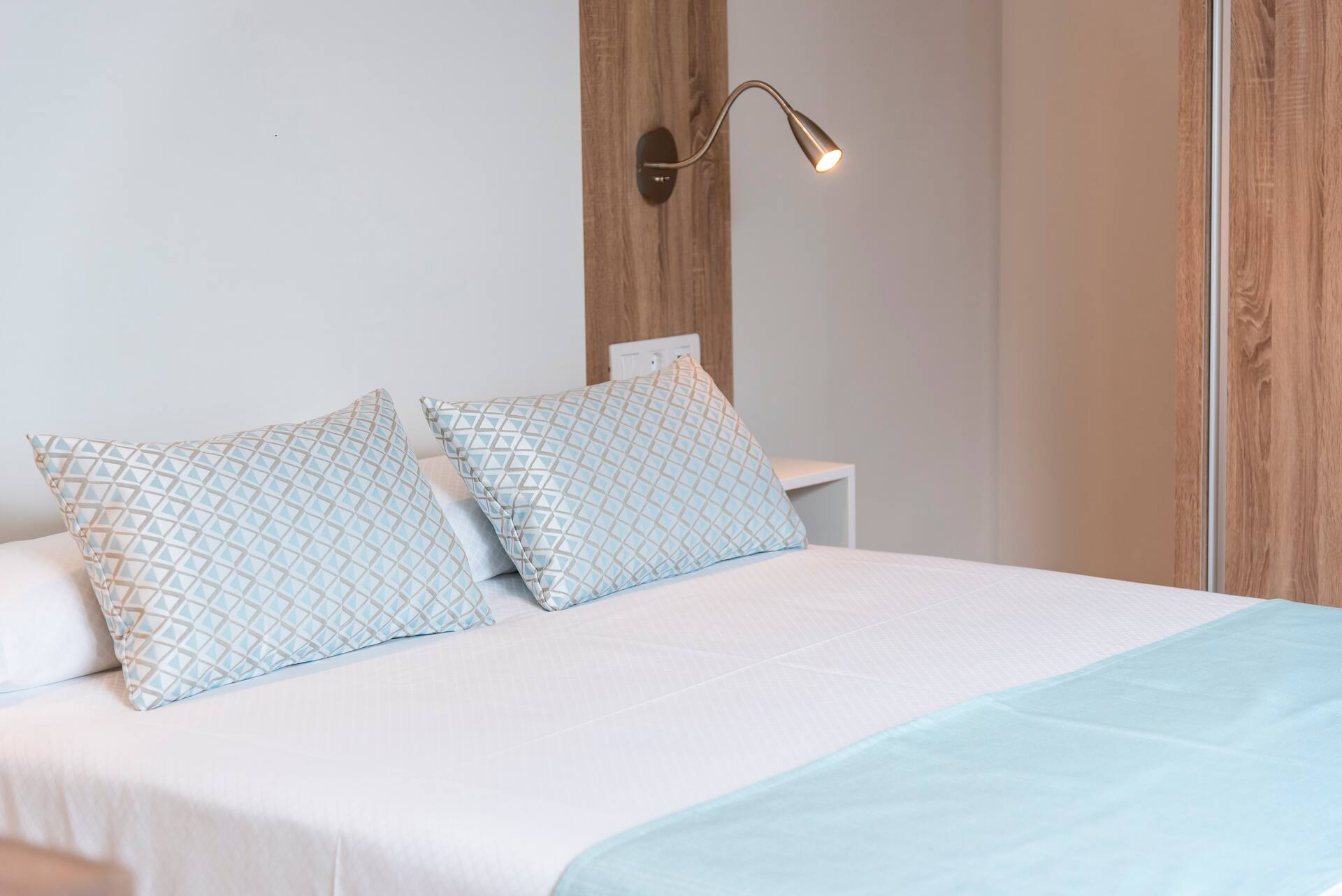 <p>Bungalow-kaksio, parveke tai terassi</p>