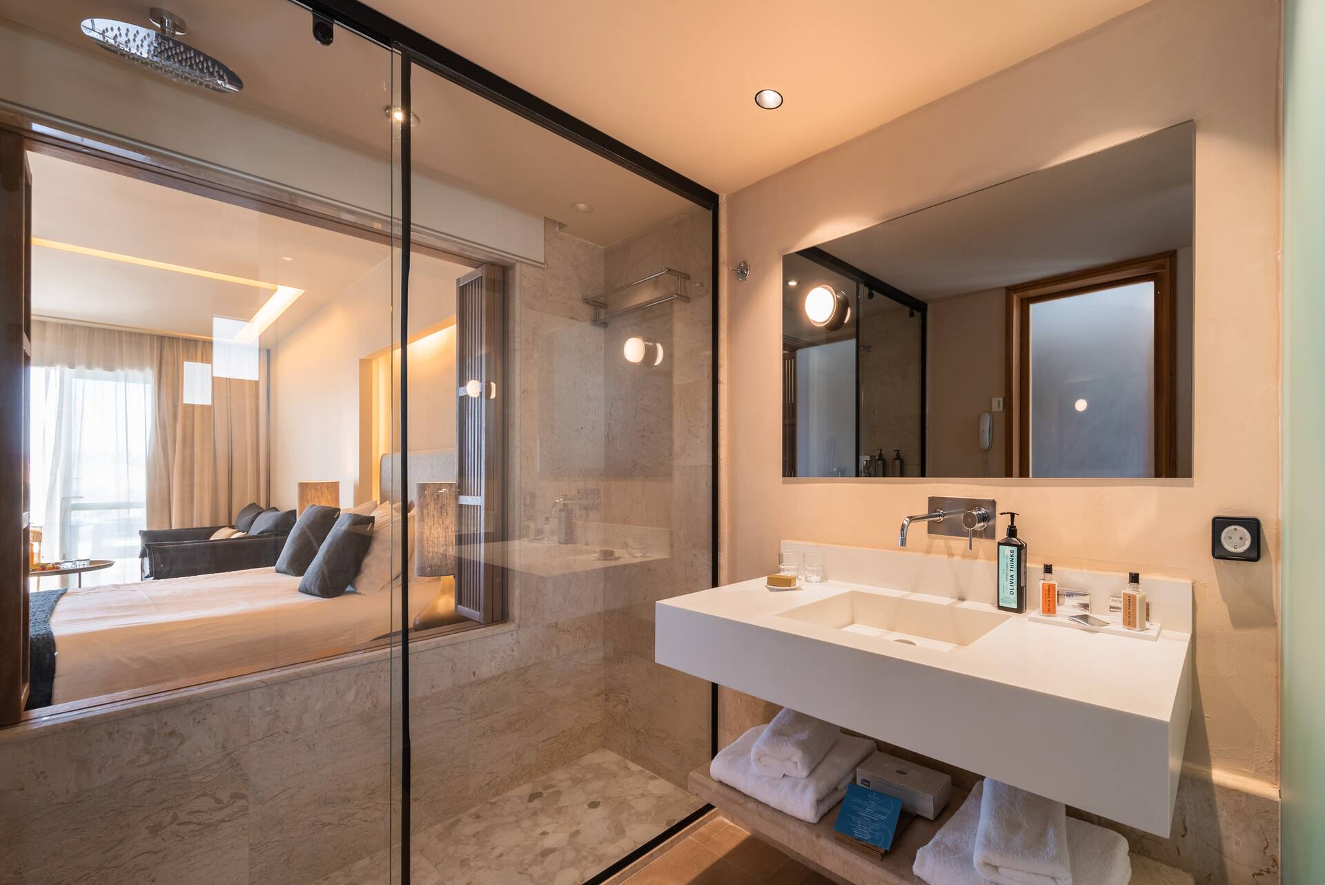 <p>Juniorsviitti</p>