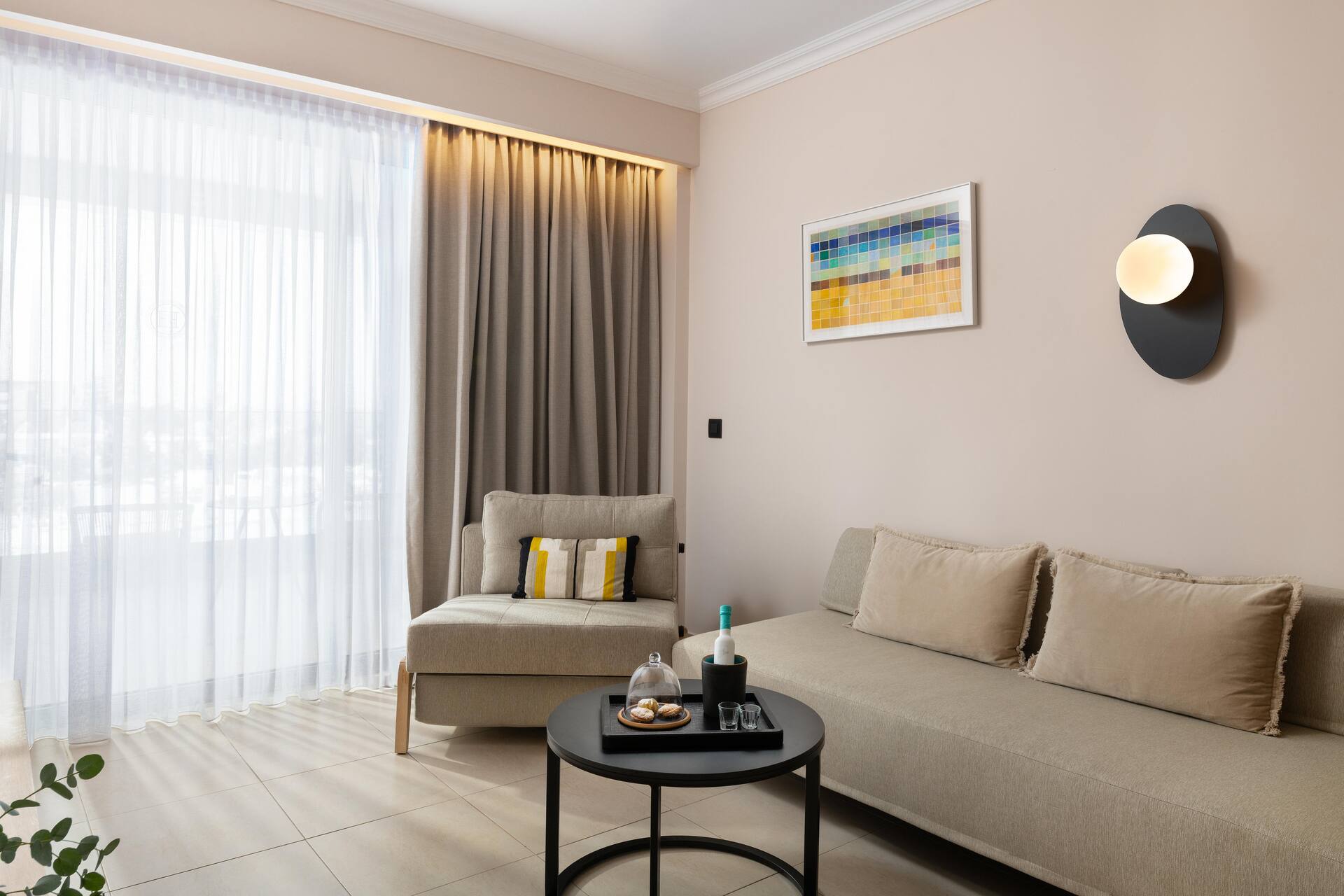 <p>Juniorsviitti</p>