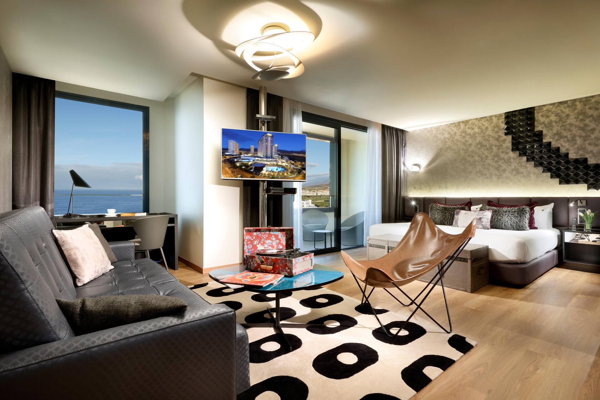 <p>Rock Royalty Studio -sviitti</p>