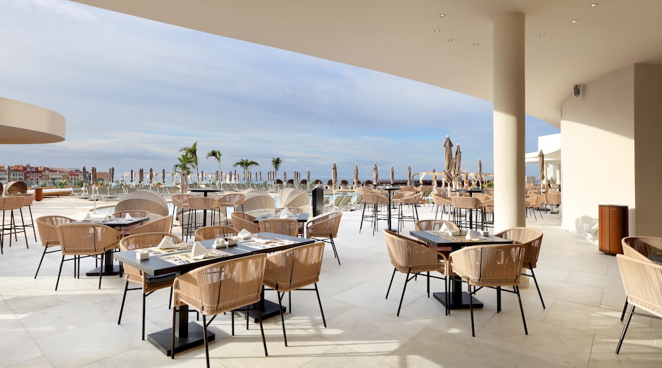 Hard Rock Hotel Tenerife 12