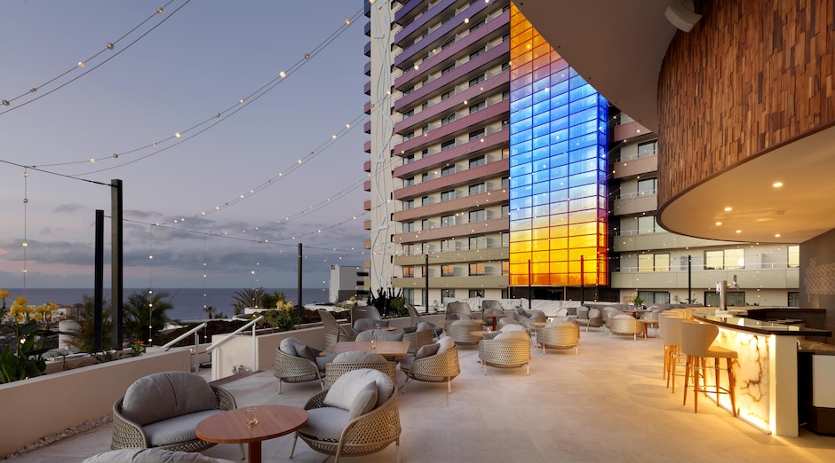 Hard Rock Hotel Tenerife 21