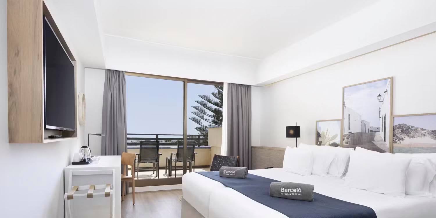 <p>Kahden hengen huone</p>