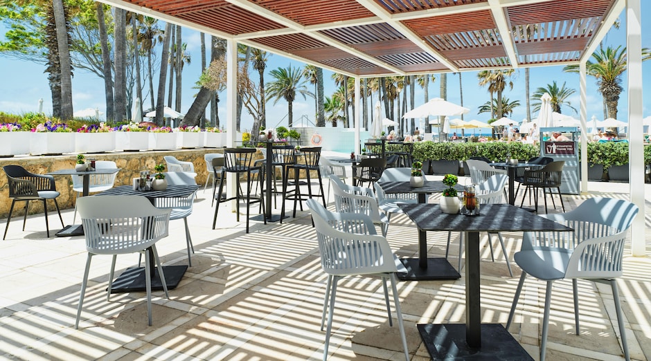 Leonardo Plaza Cypria Maris Beach Hotel & Spa 9