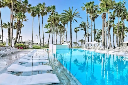 Leonardo Plaza Cypria Maris Beach Hotel & Spa