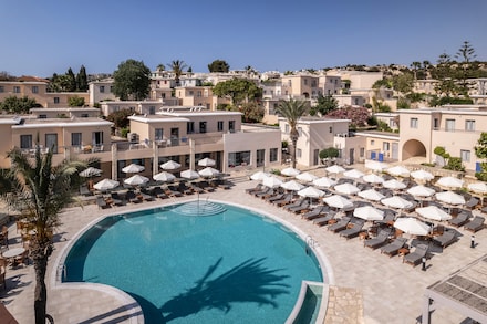 Louis St Elias Resort