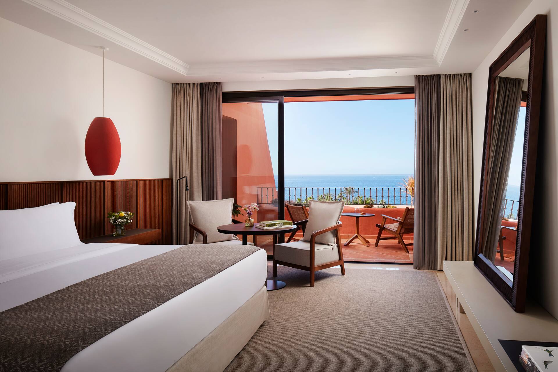 <p>Premium-huone, merinäköala</p>