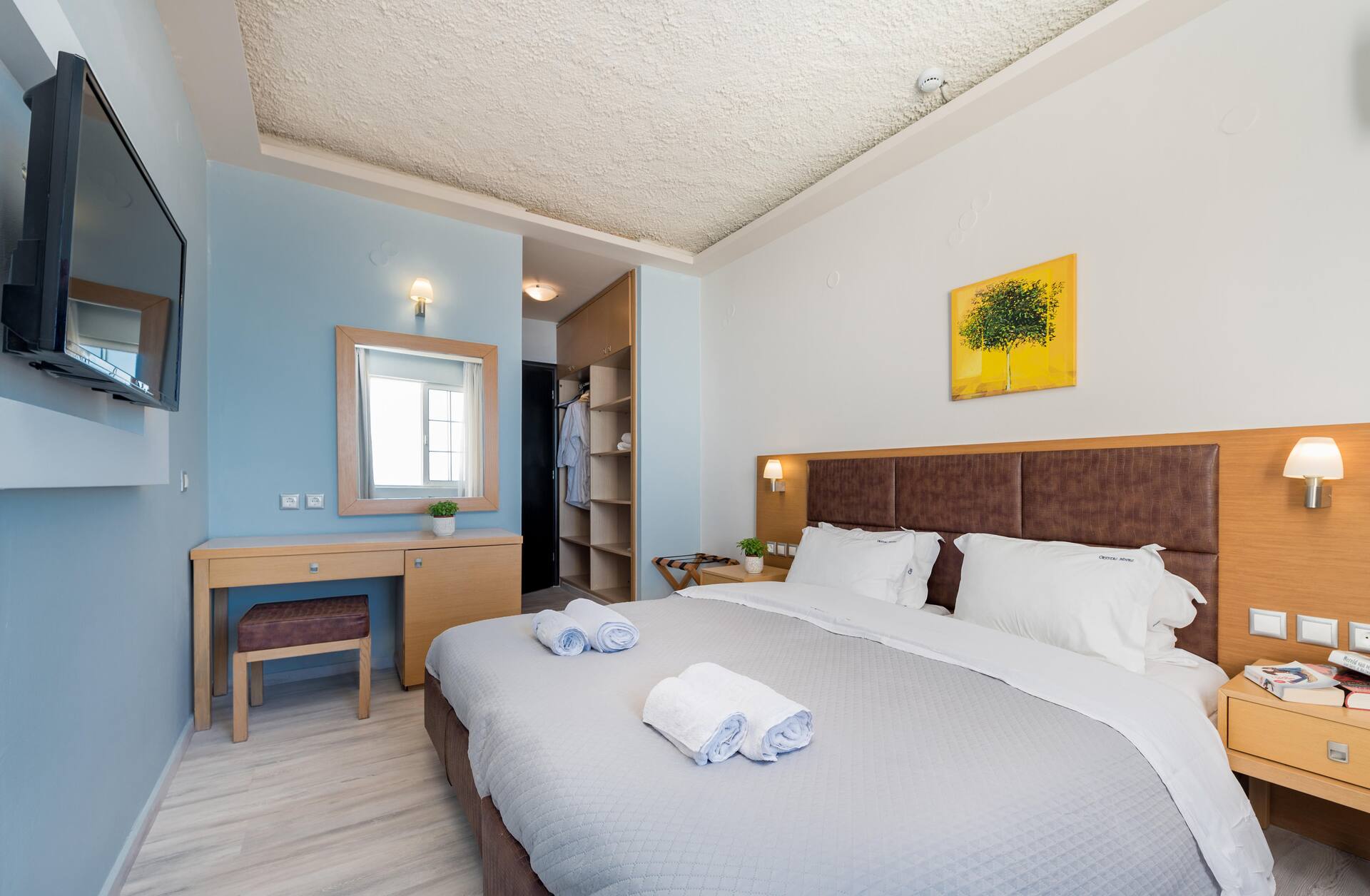 <p>Kahden hengen huone</p>