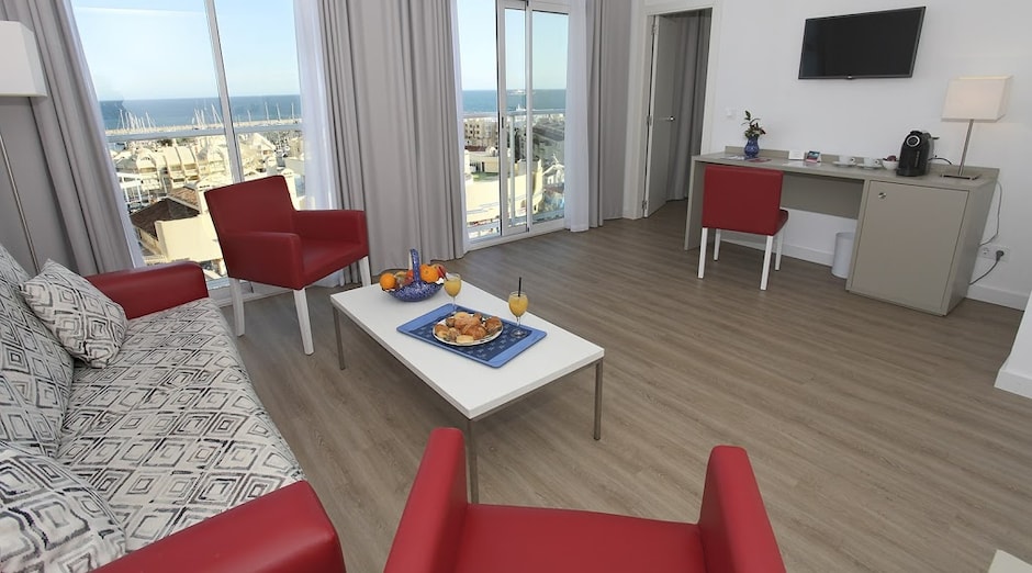 Alay 23 - <p>Juniorsviitti</p>