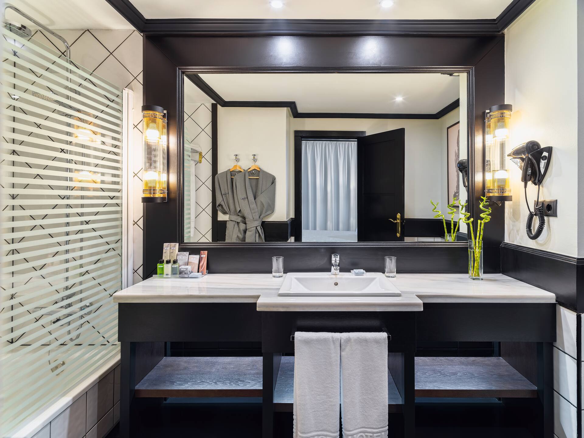 <p>Superior Privilege -huone</p>