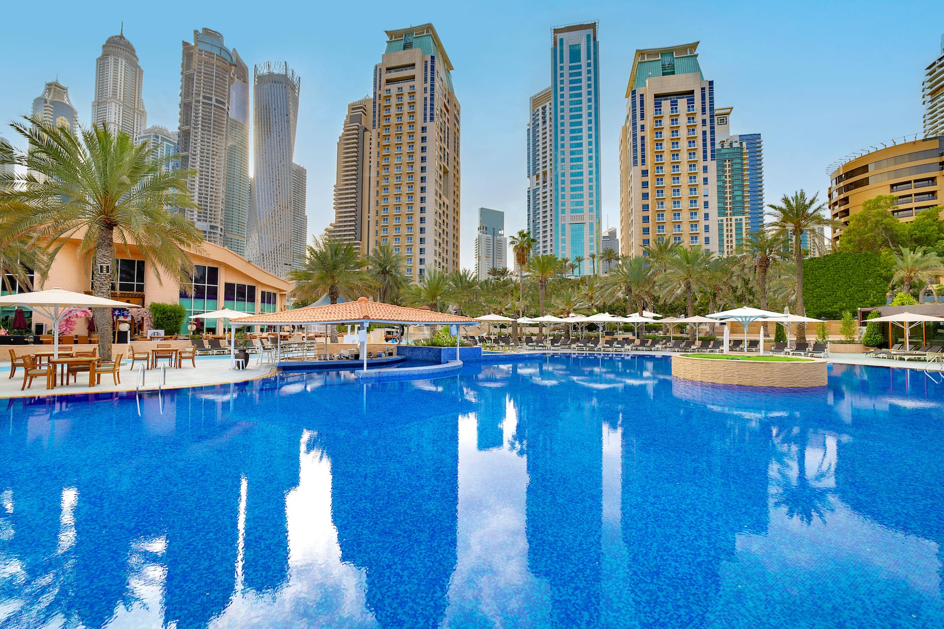 Al Habtoor Grand Resort, Autograph Collection