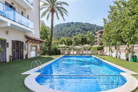 Fergus Style Soller Beach