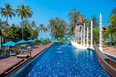 Graceland Khaolak Beach Resort