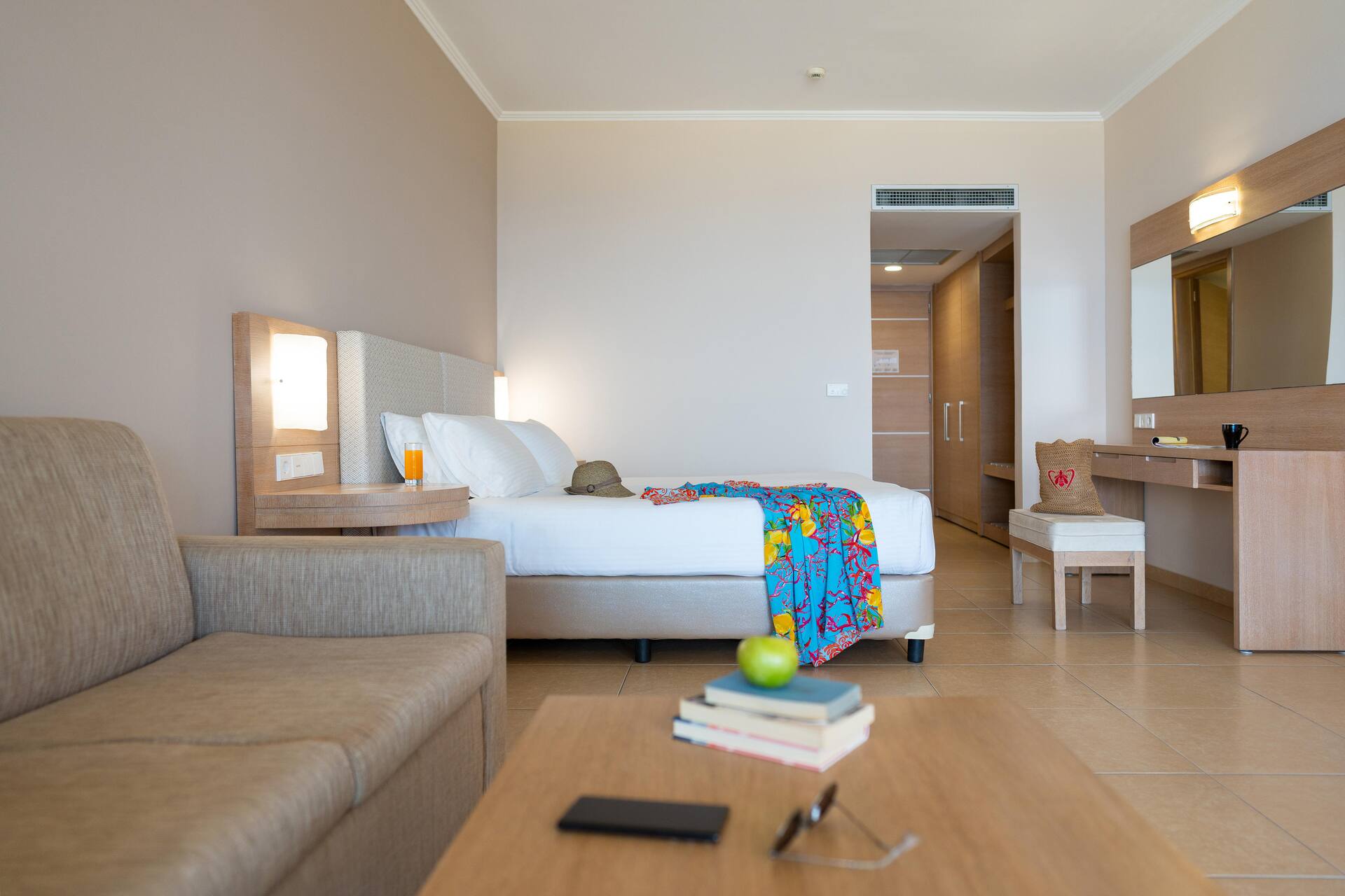 <p>Kahden hengen huone</p>