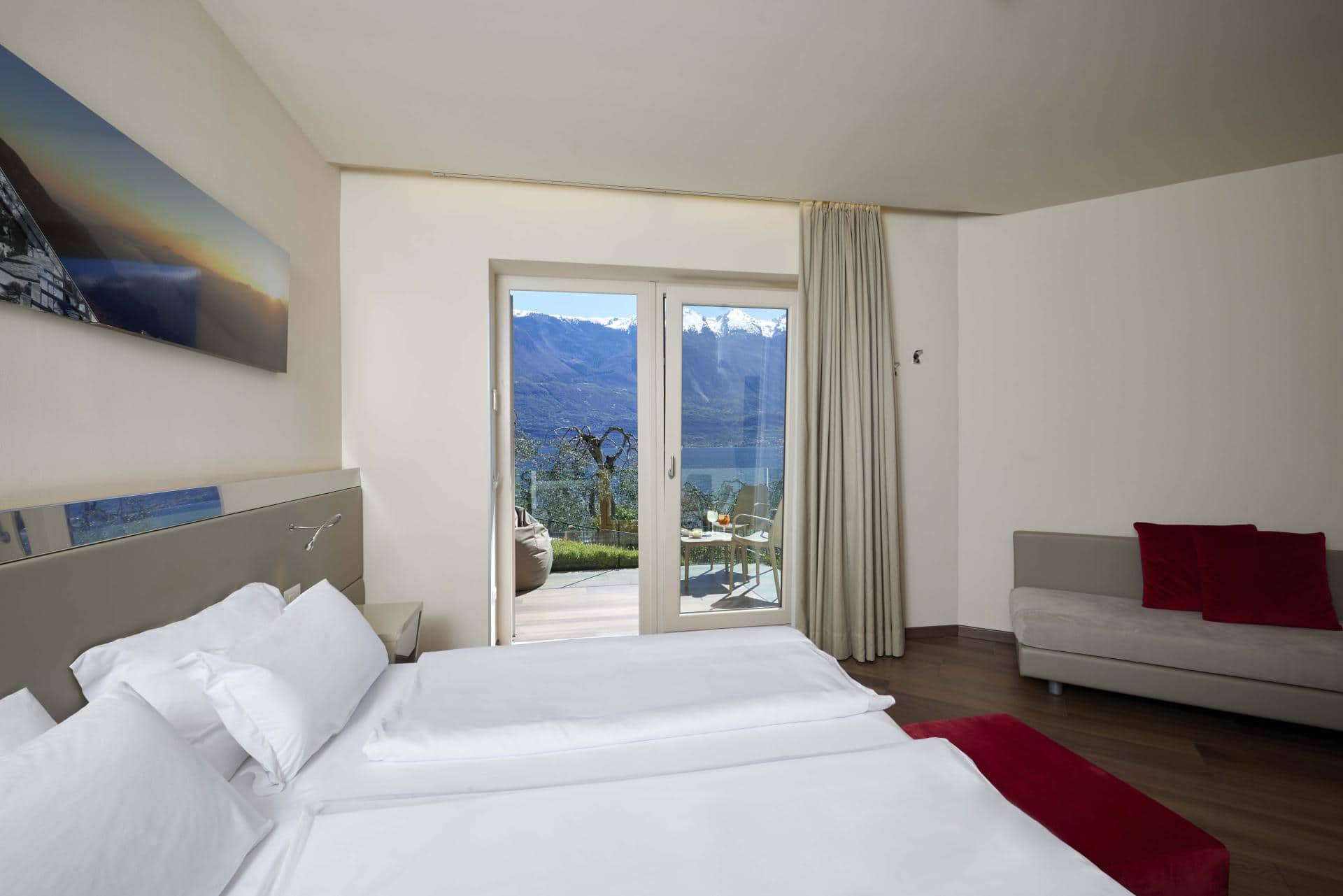 <p>Superior-huone</p>