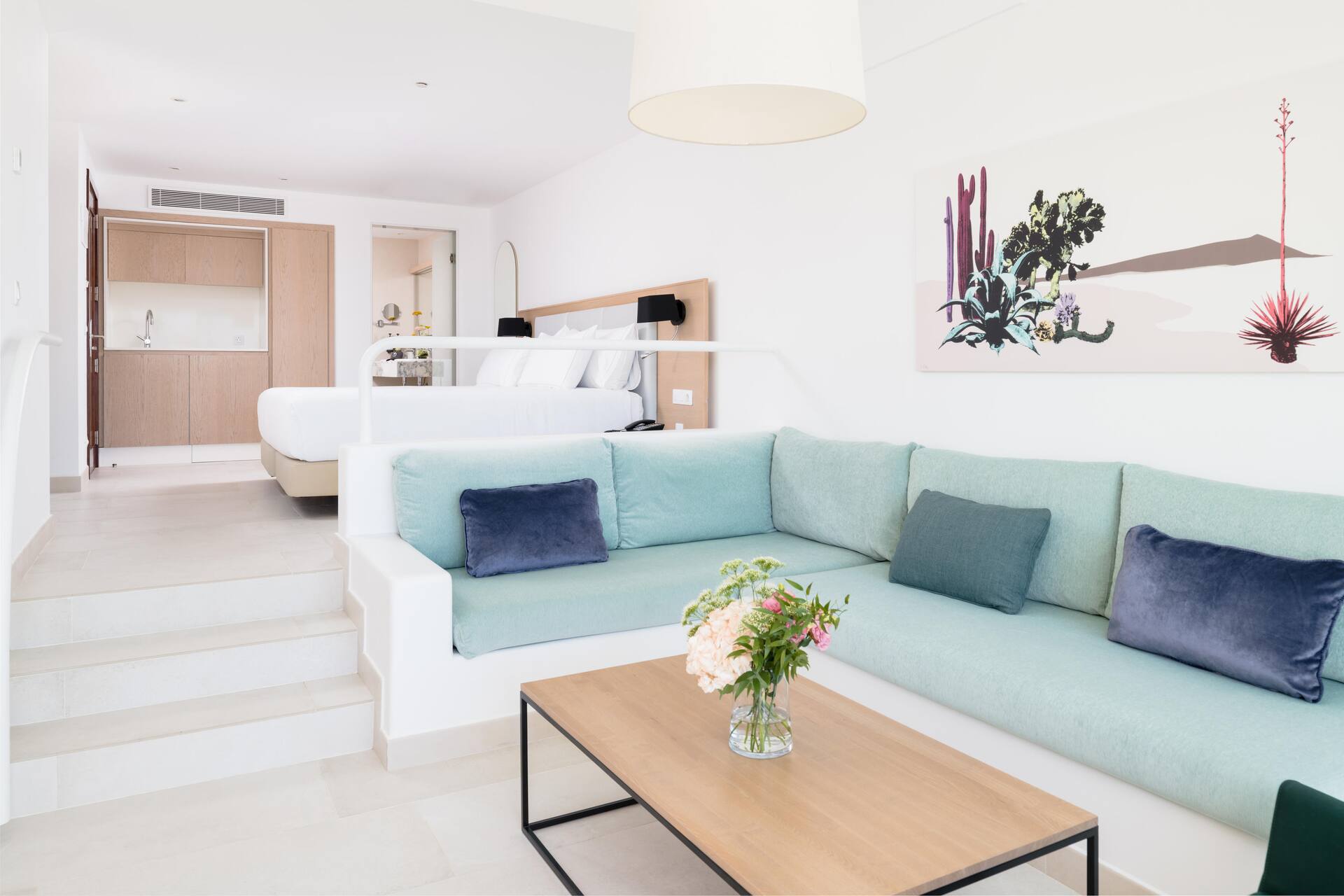 <p>Sviitti 4.–5. kerroksessa,</p>