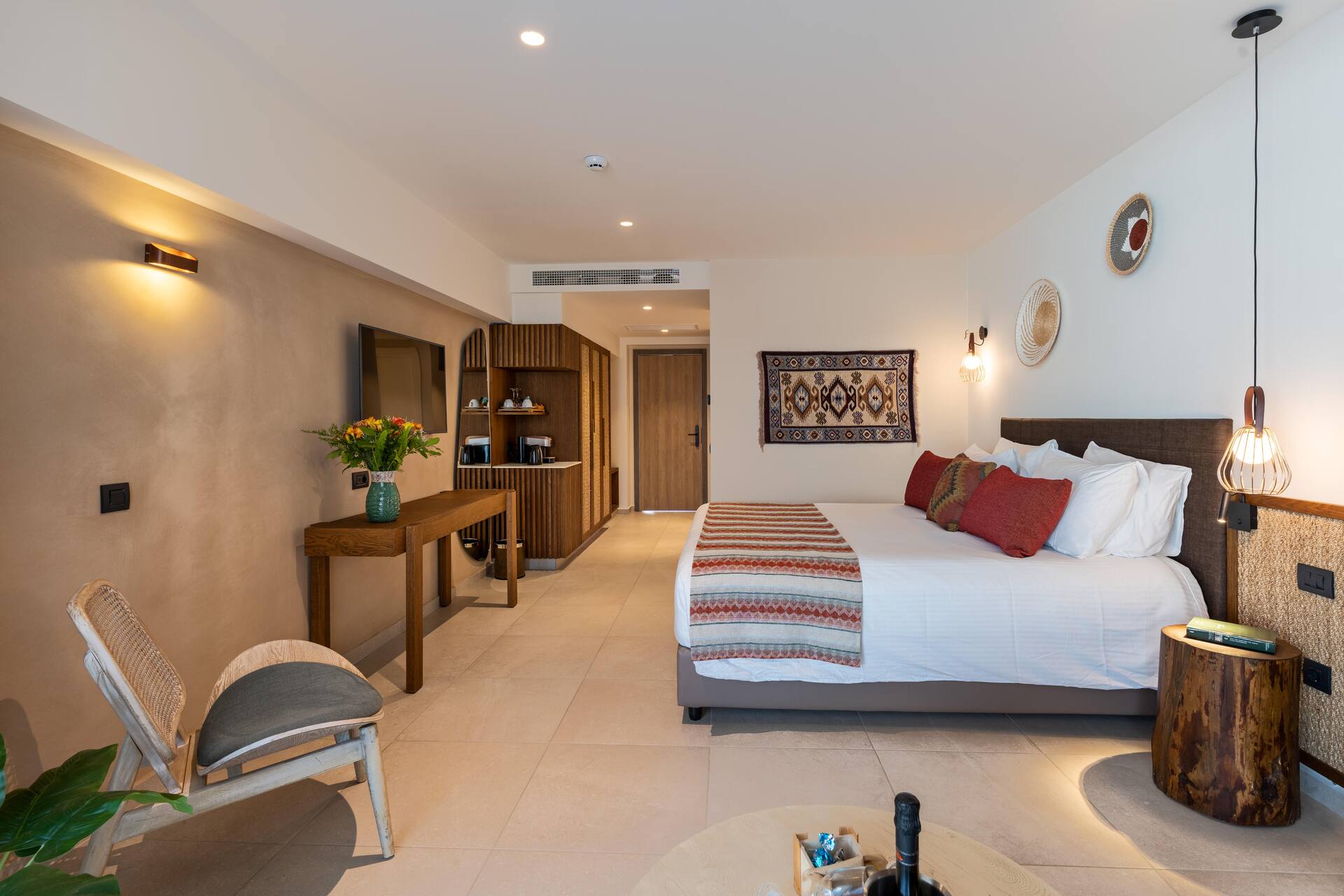 <p>Juniorsviitti</p>