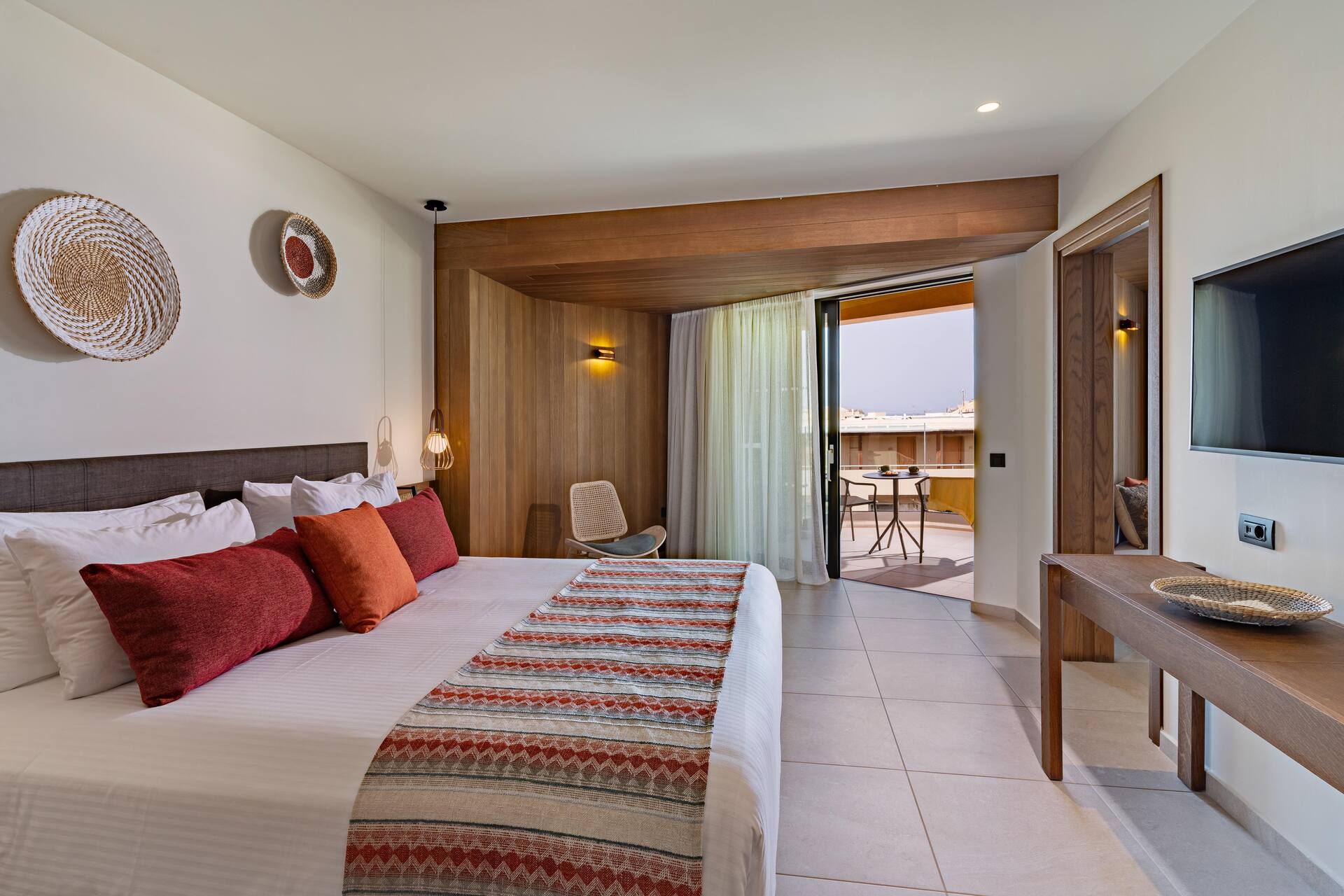 <p>Ambassador-juniorsviitti</p>