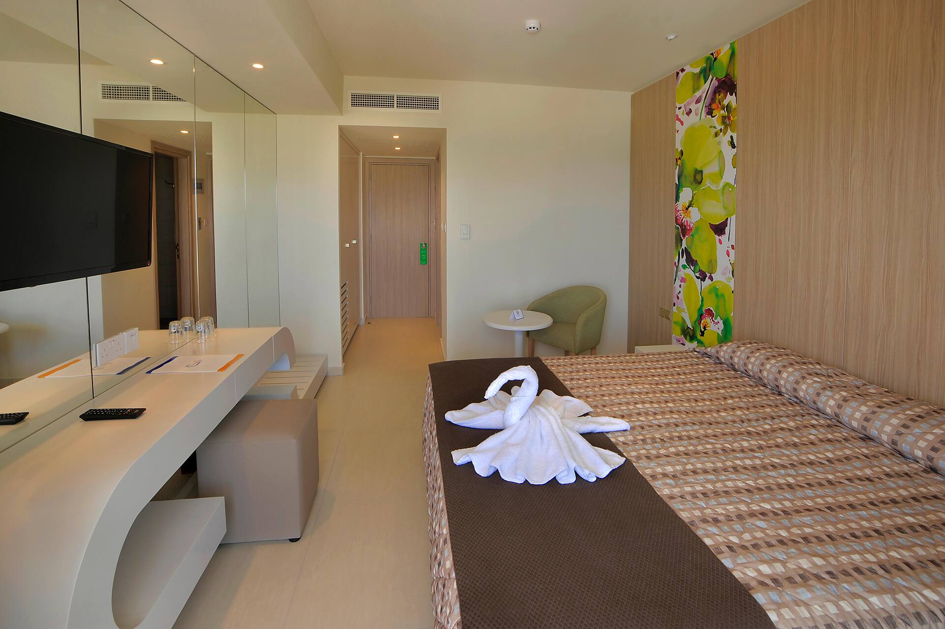 <p>Superior-huone</p>