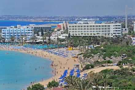 Nelia Beach Hotel & Spa