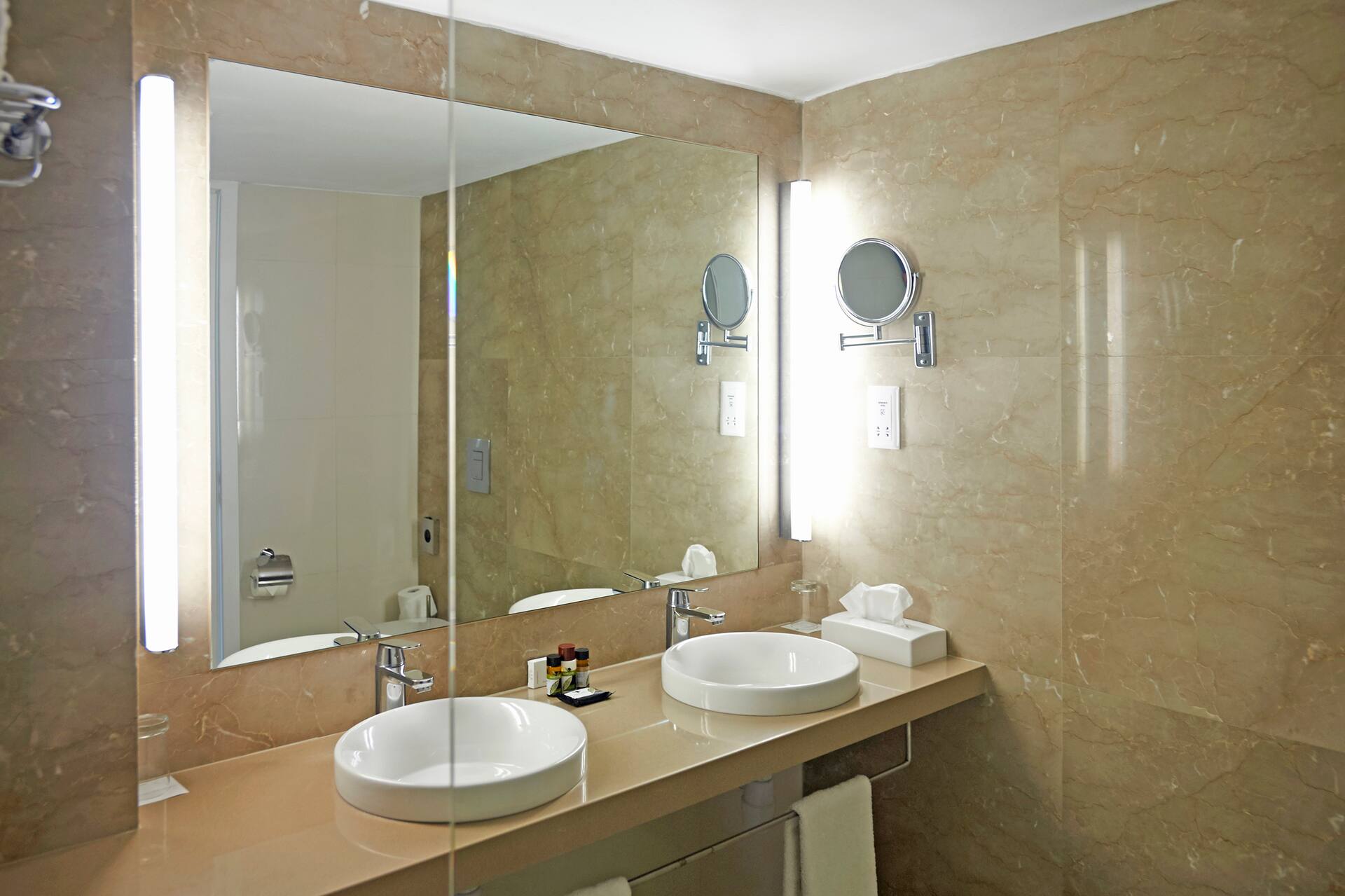 <p>Superior-huone</p>