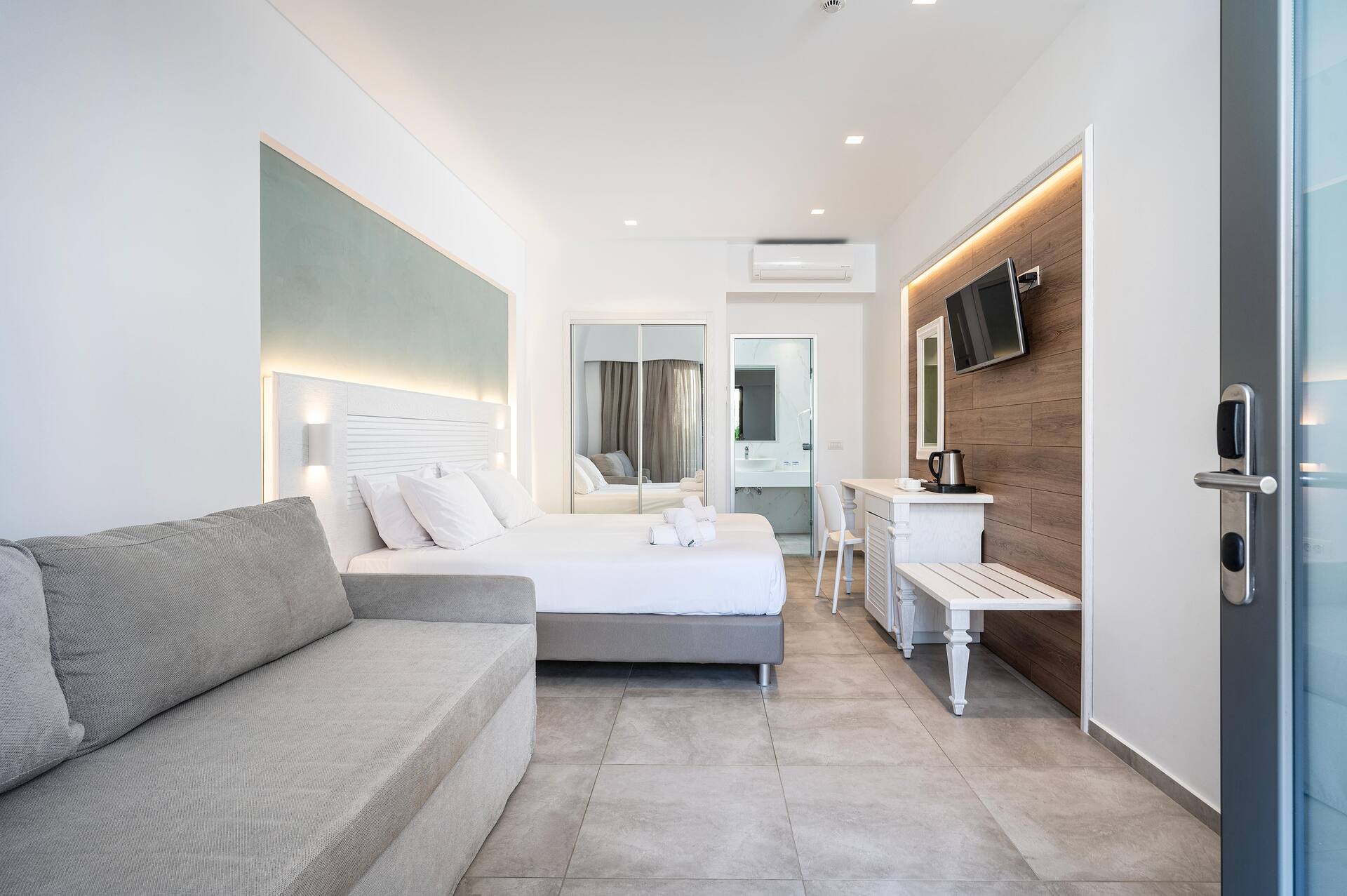 <p>Deluxe Comfort -huone</p>