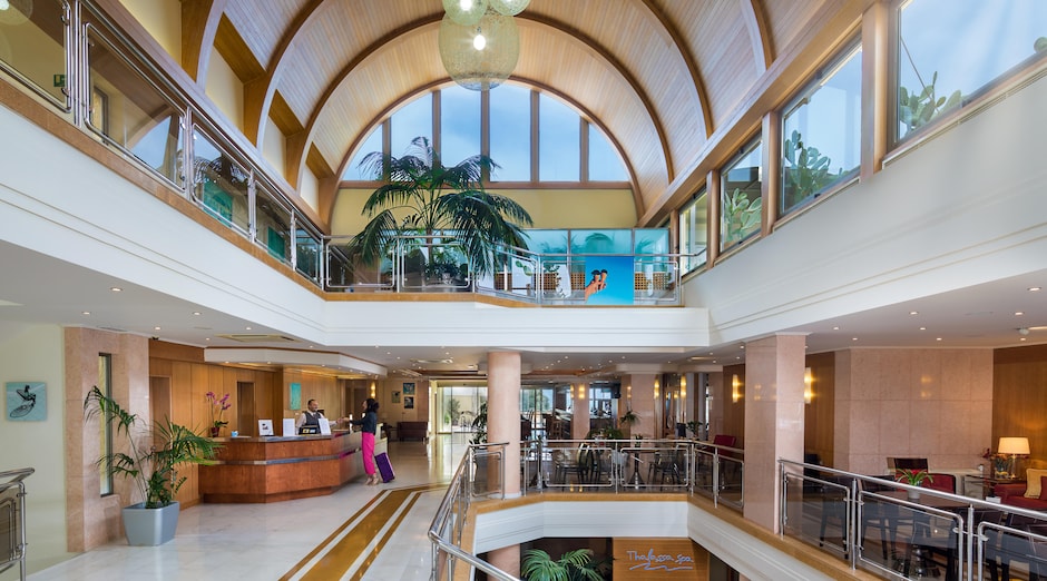 Thalassa Beach Resort, Agia Marina 16