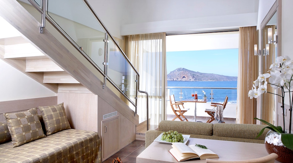 Thalassa Beach Resort, Agia Marina 20 - <p>juniorsviitti, osittainen merinäköala</p>