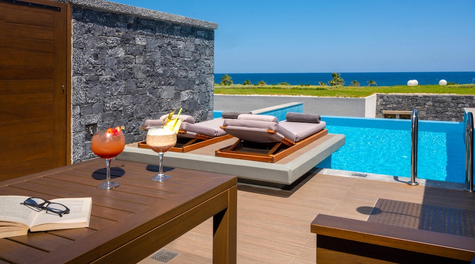 Nana Princess 50 - <p>Deluxe-juniorsviitti, osittainen merinäköala ja oma uima-allas</p>