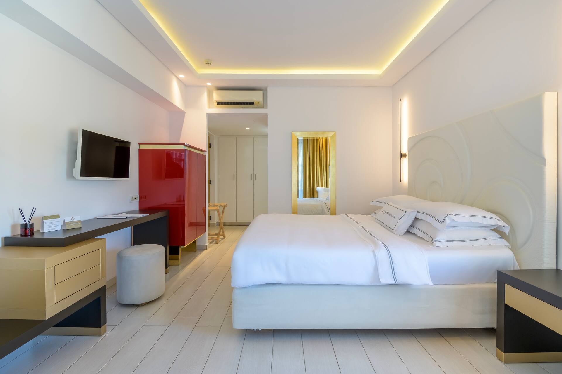 <p>kahden hengen huone</p>